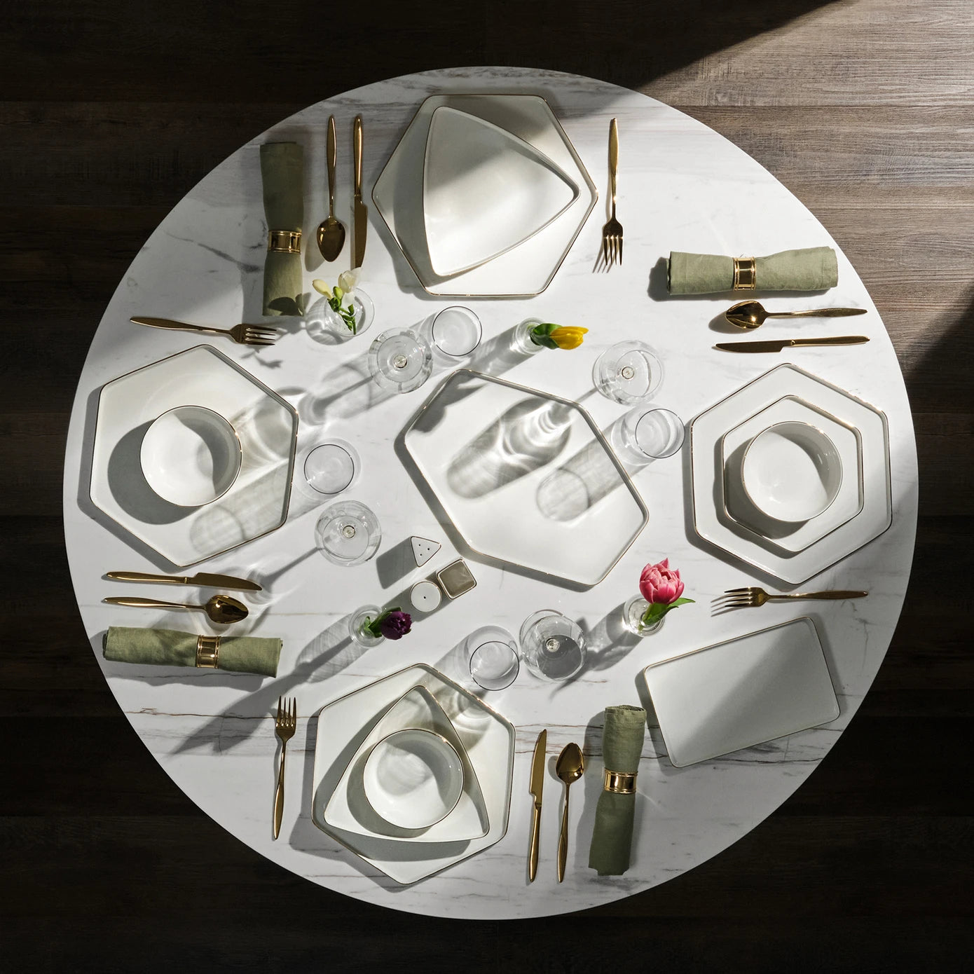 Restaurant and Home Plate Sets - Dinnerware