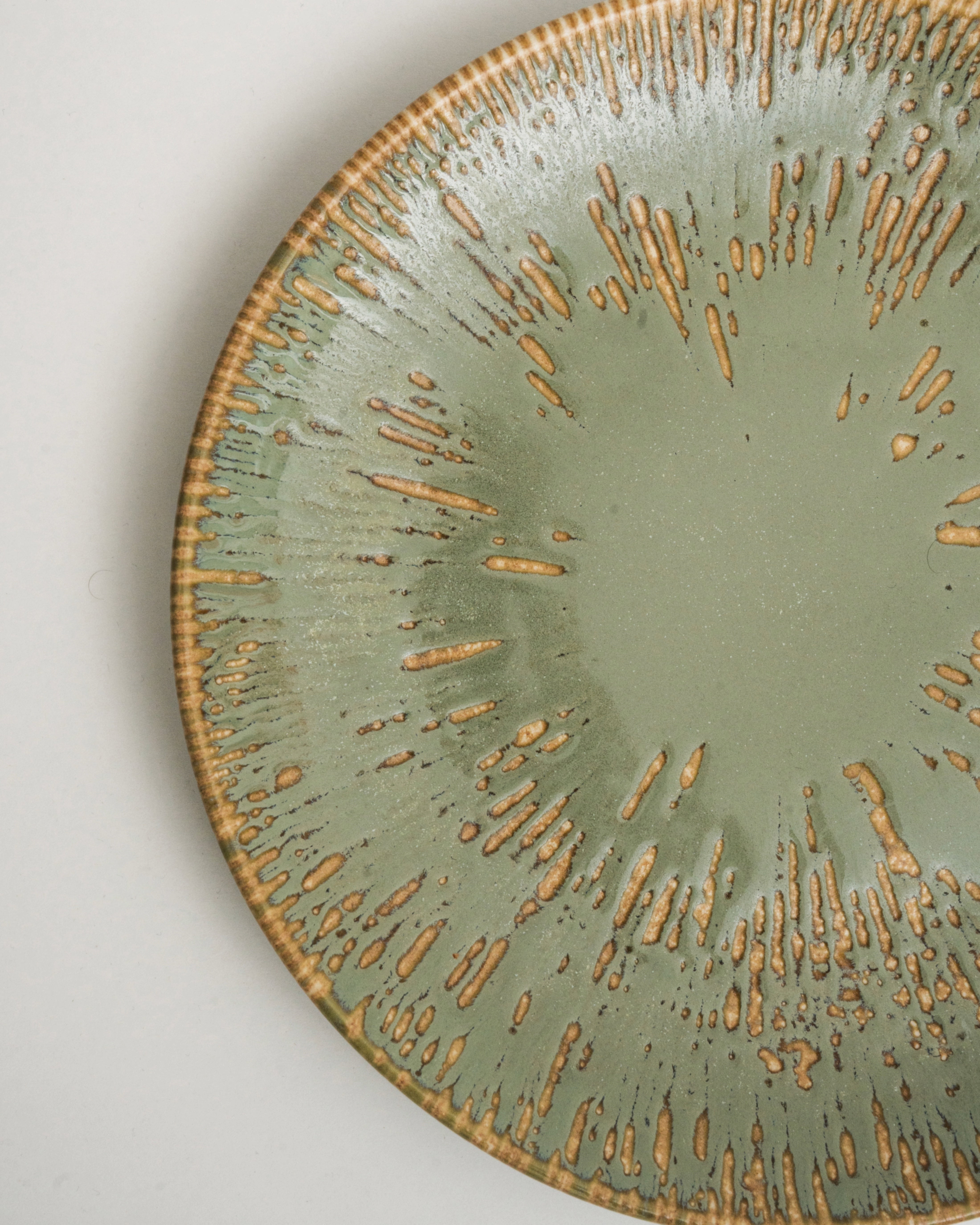 Colosseum Verdant - Flat Plate 27cm