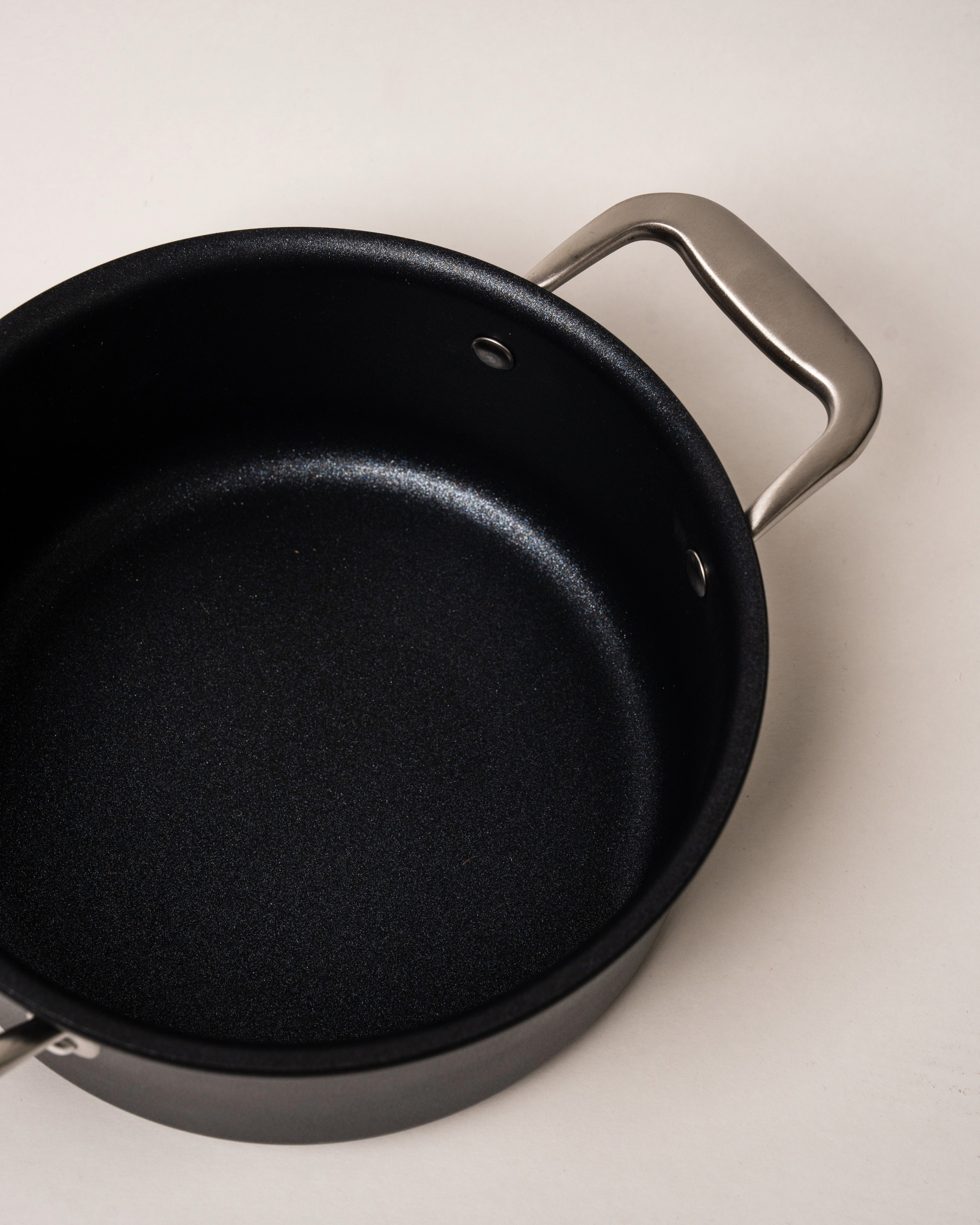 BioDiamond diamond-coated pot, 7 inch, overhead view of non-stick interior