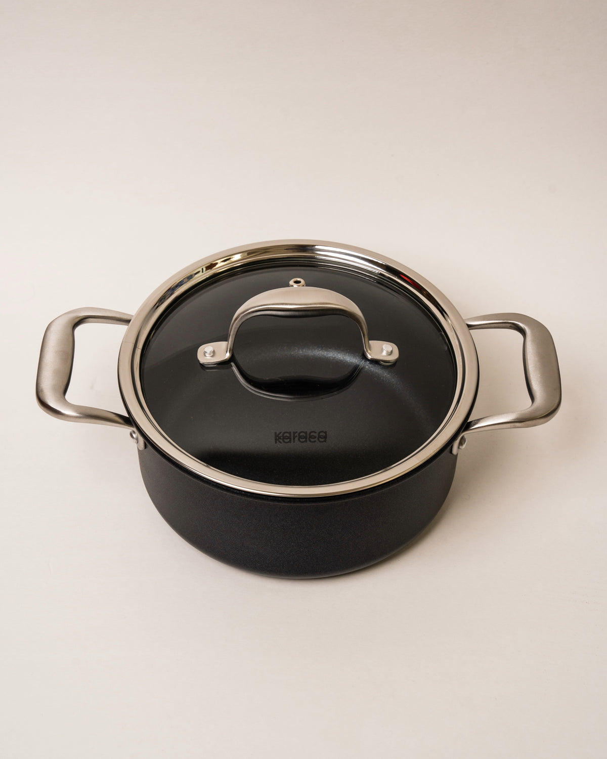 BioDiamond diamond-coated pot with lid, 7 inch, side handle detail