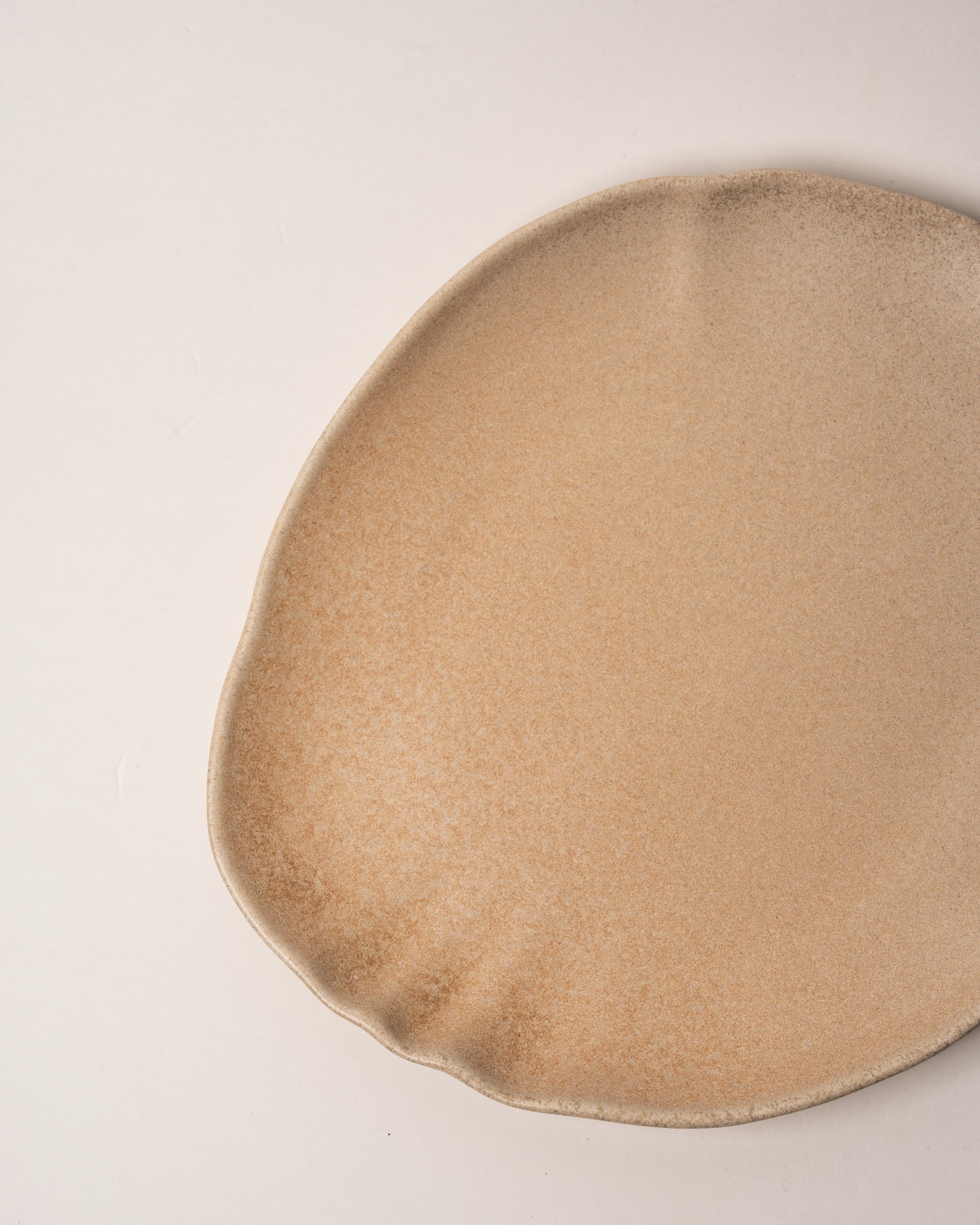 Sahara porcelain dinner plate, sand-toned glaze, 11.8 inch